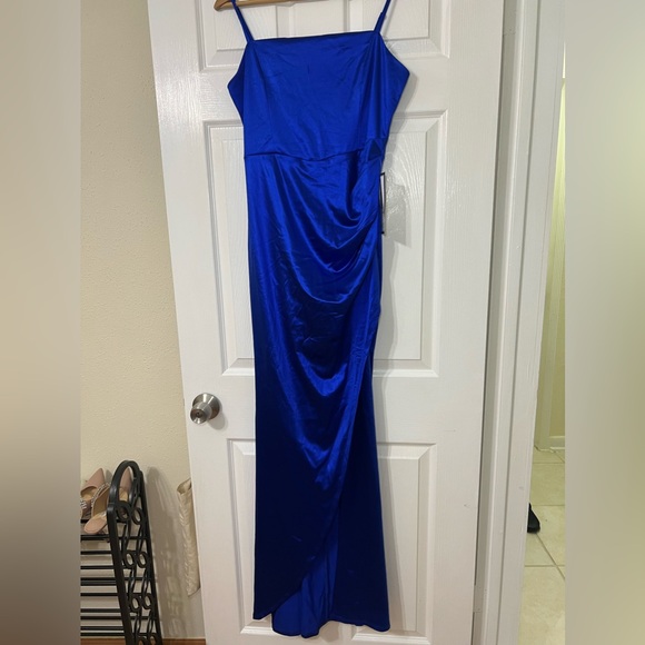 Emerald Sundae Juniors Pleated Gown Royal - Picture 5 of 6